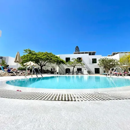 One Bedroom,wifi,kitchen,gym,pool And Amazing View In Playa Chica Διαμέρισμα